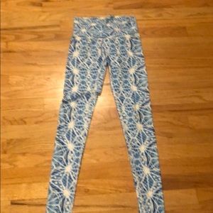 Wolven brand leggings